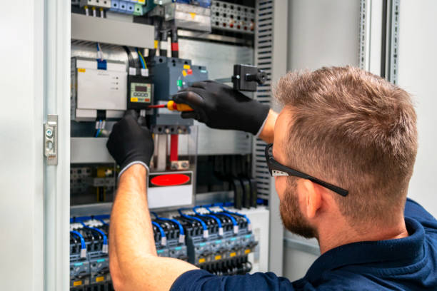 Best Residential Electrician Services  in Center Hill, FL
