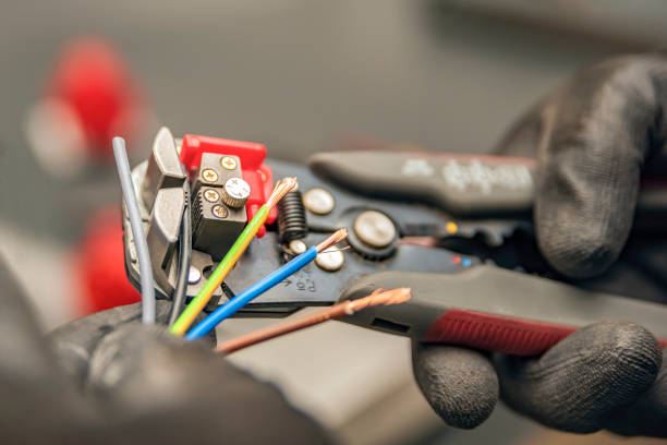 Best Electrical Contractors for Businesses  in Center Hill, FL